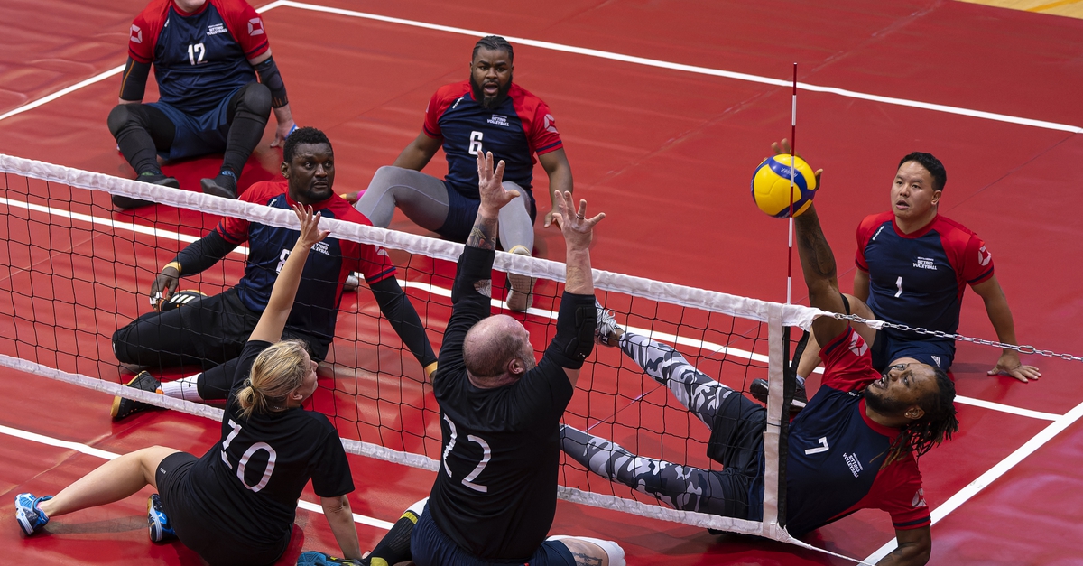 Sitting volleyball team enjoys successful season | Help For Heroes